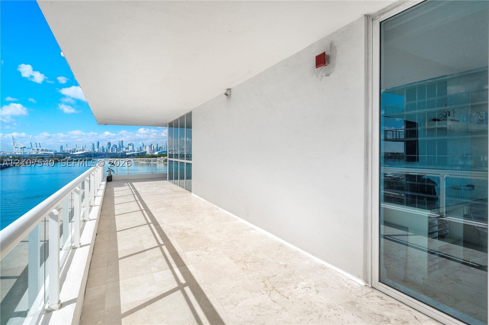 540 West Ave 911