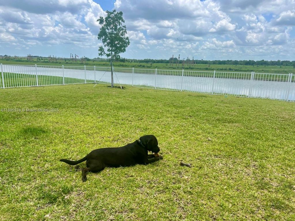 Photo of 974 E Bent Creek Dr #974, Fort Pierce, FL 34947 (MLS # A11895576)