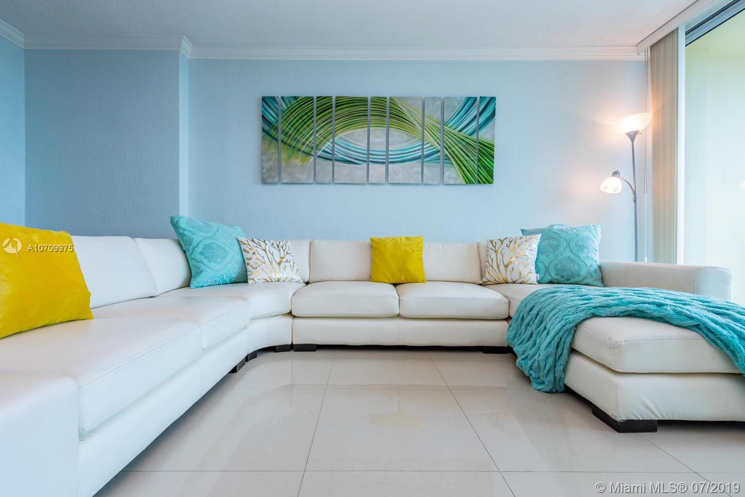 WAVE CONDO - Residential Lease