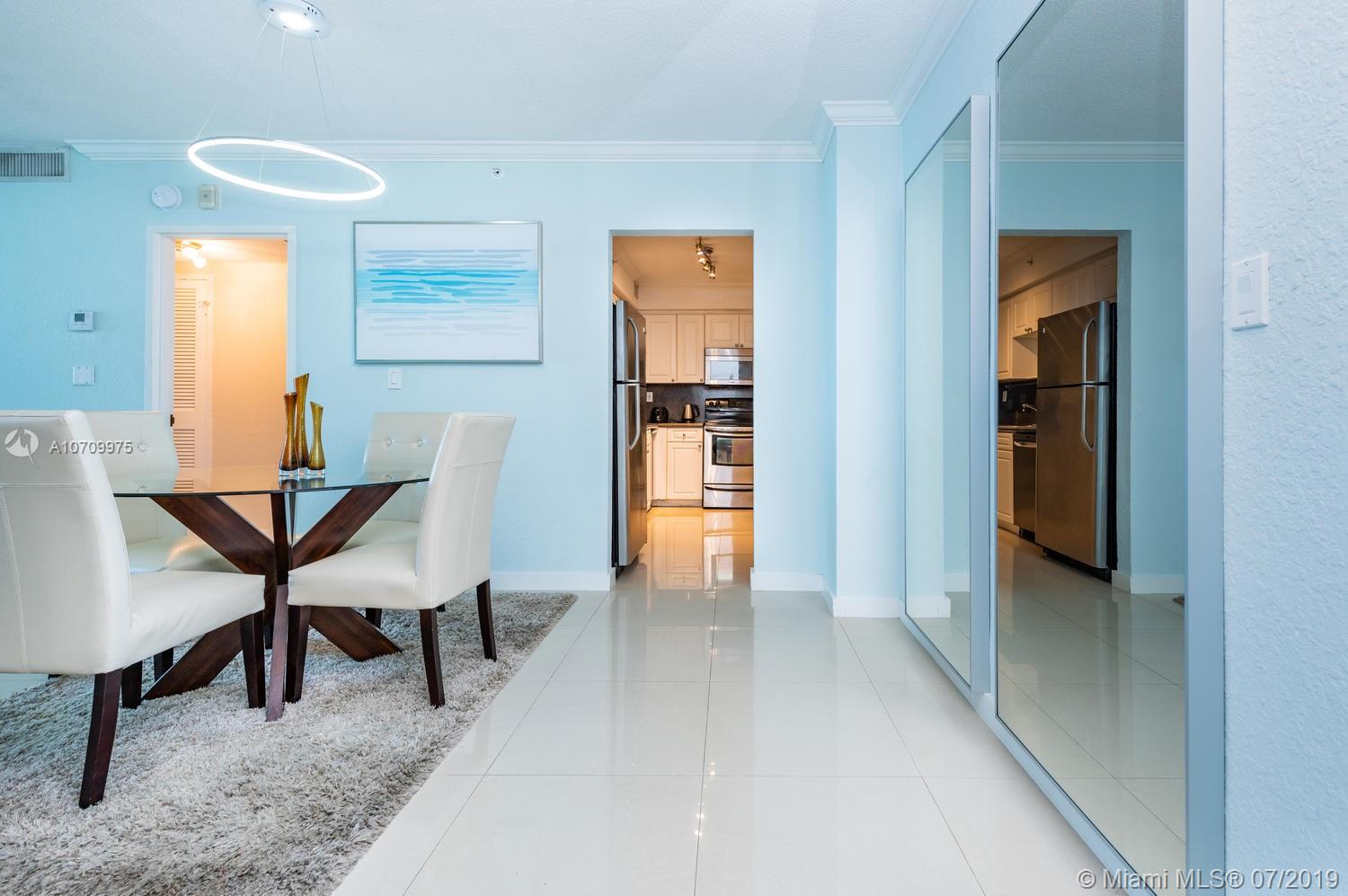 WAVE CONDO - Residential Lease