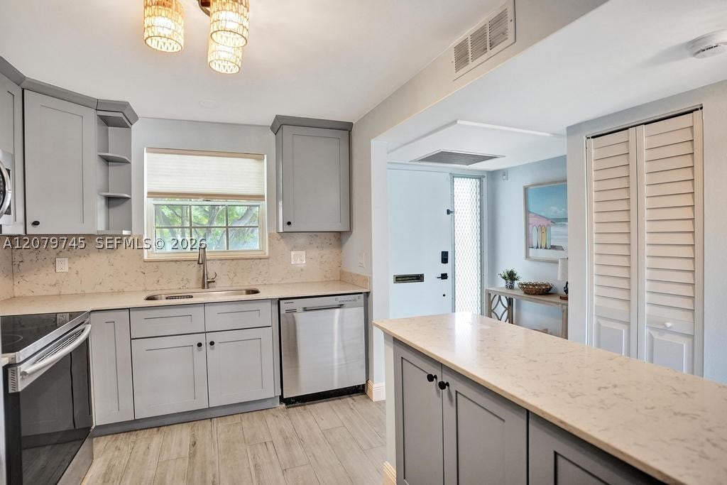 769 Jeffery St 2205, Boca Raton FL 33487