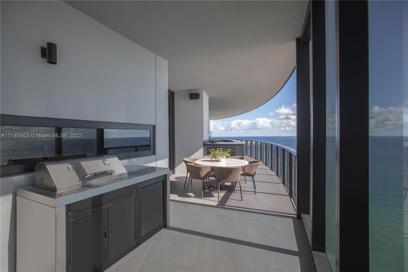 18555 COLLINS AVENUE COND - Residential