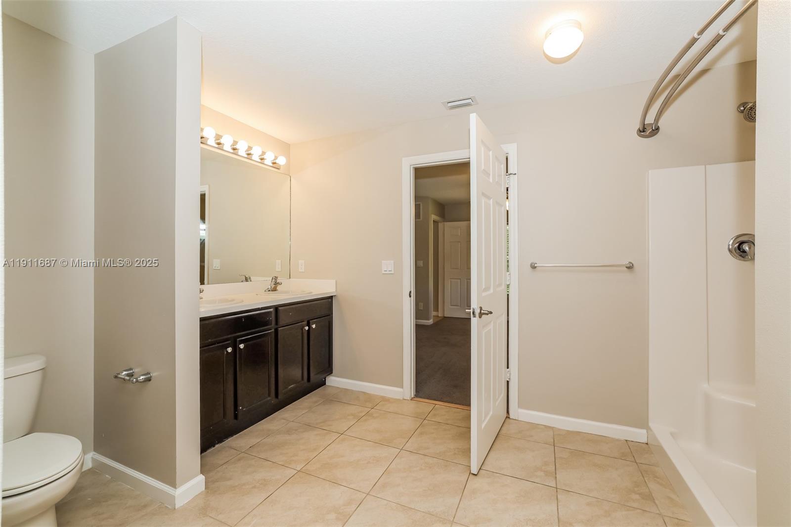 PORT ST LUCIE SECTION  22 - Residential Lease