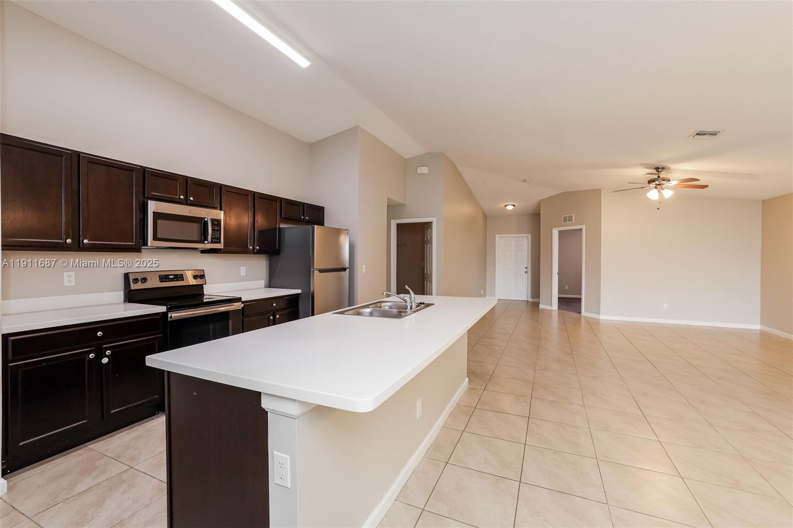 PORT ST LUCIE SECTION  22 - Residential Lease