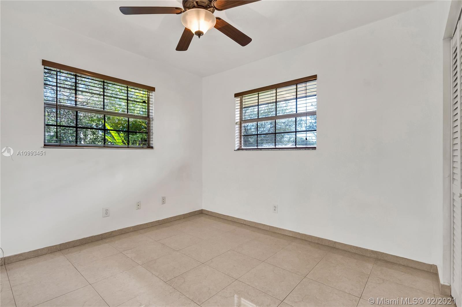 SUN CORAL ESTATES - Residential