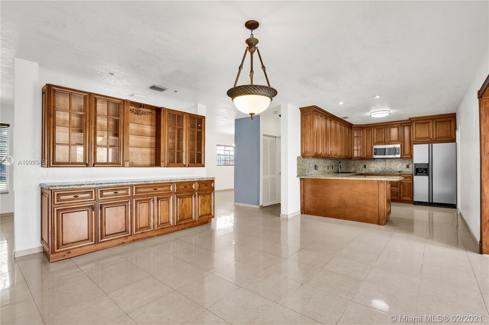 SUN CORAL ESTATES - Residential