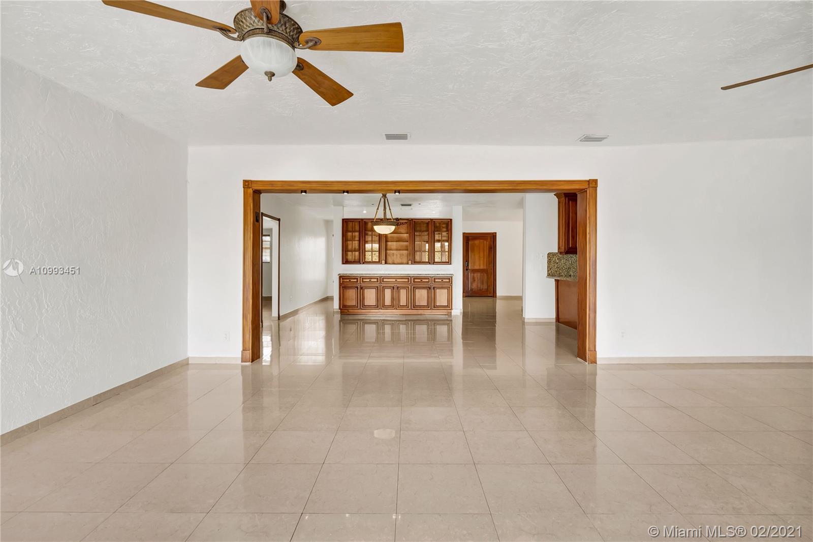 SUN CORAL ESTATES - Residential