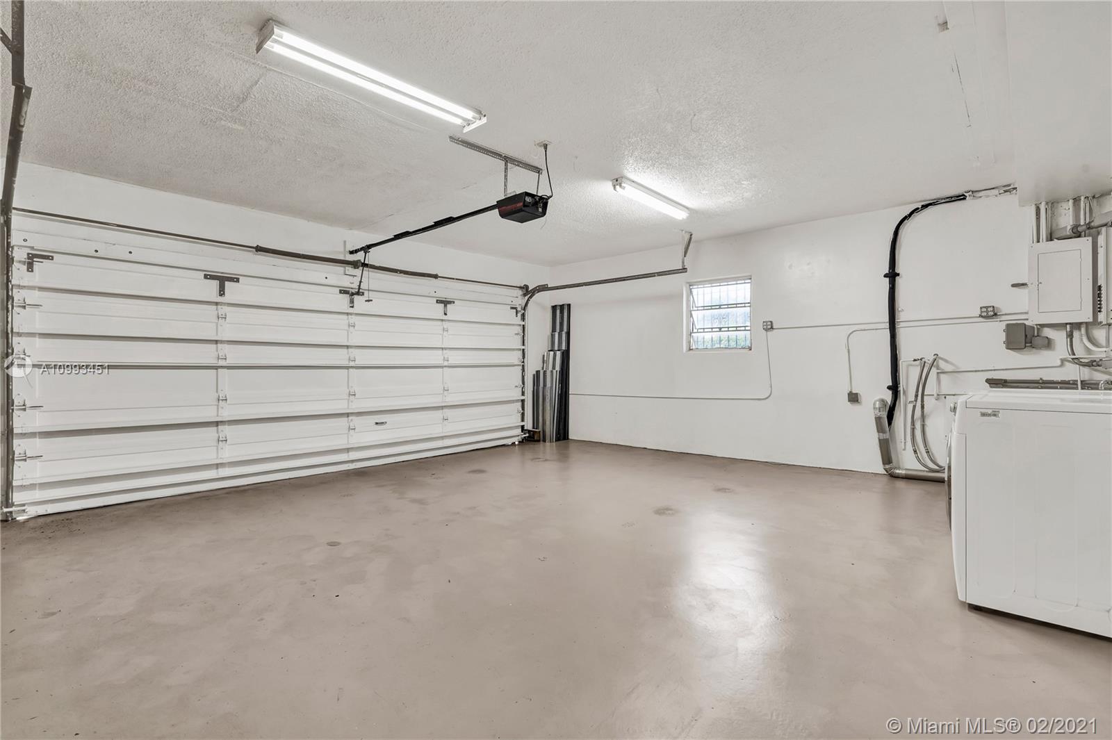 SUN CORAL ESTATES - Residential