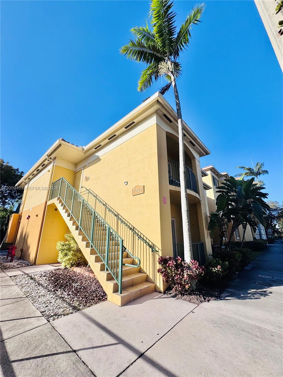 PALM GARDENS AT DORAL - Residential
