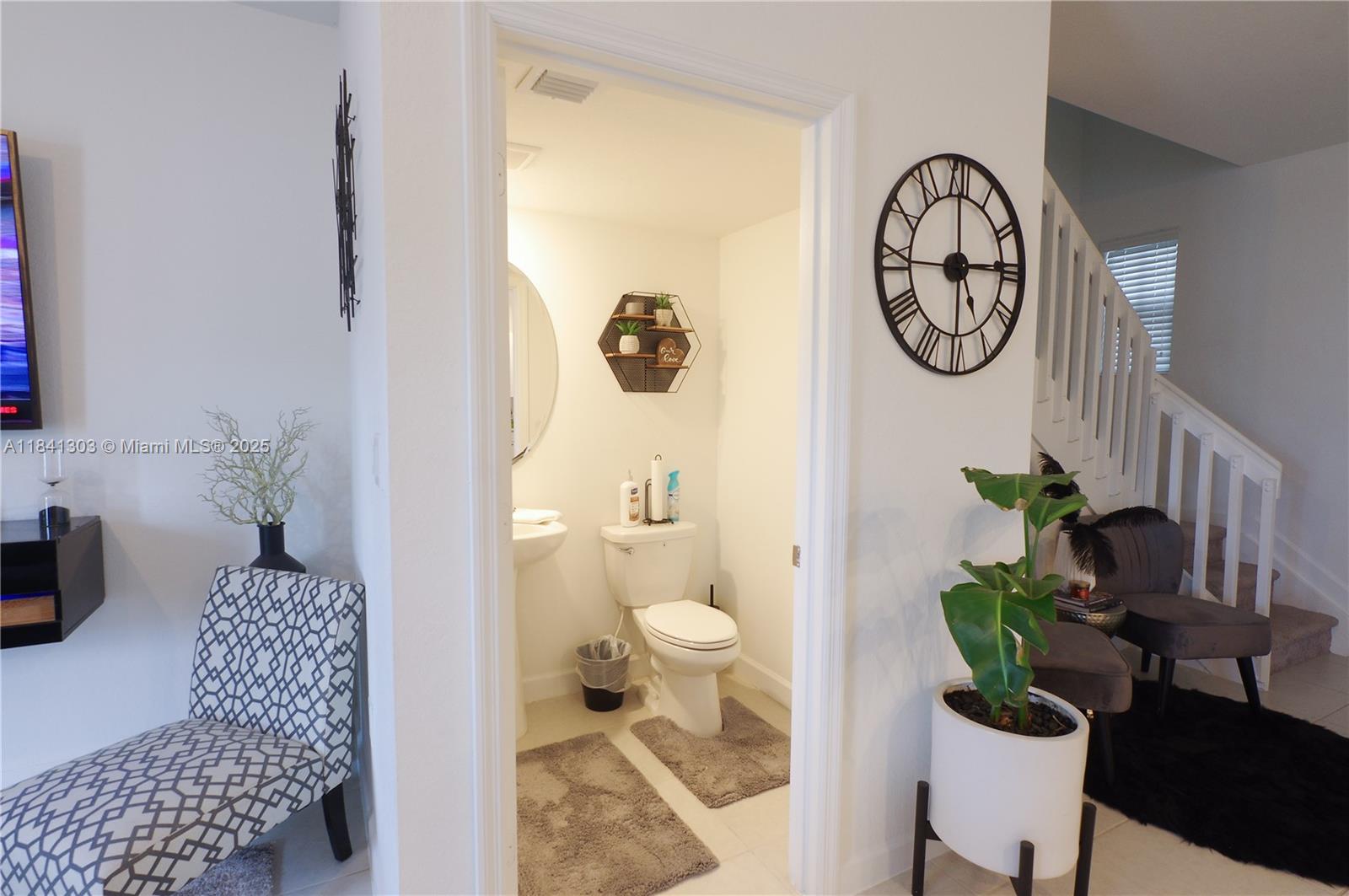 VISTA LAGO - Residential