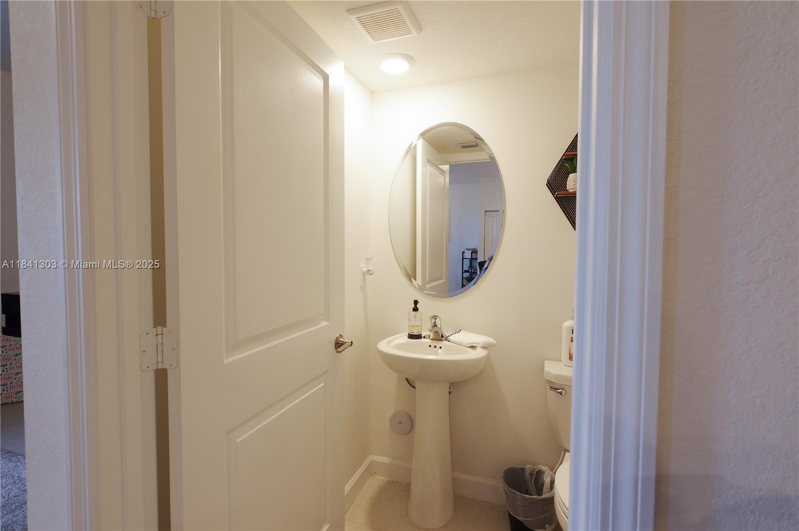 VISTA LAGO - Residential