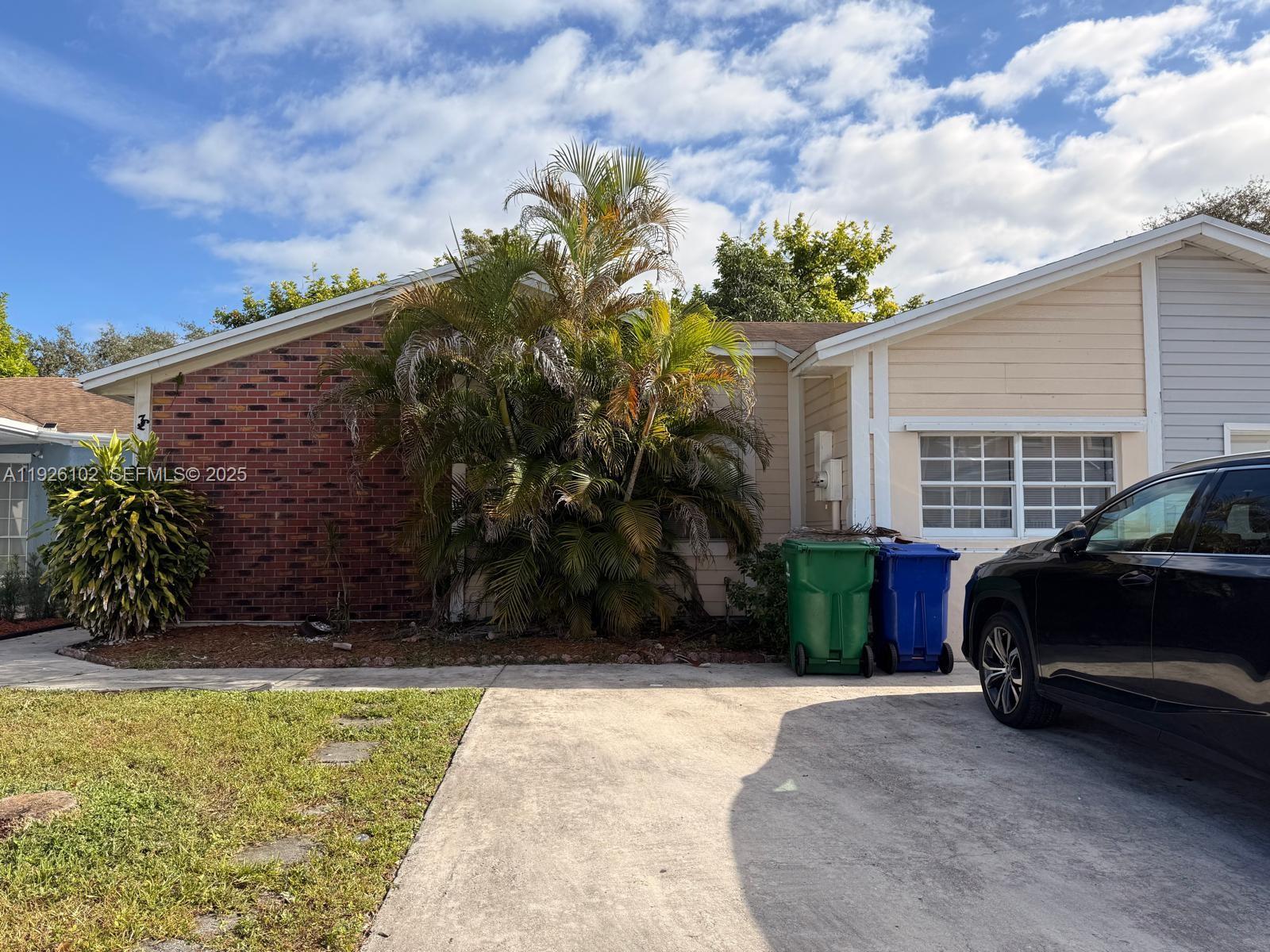 MEADOWS OF MIRAMAR - Residential