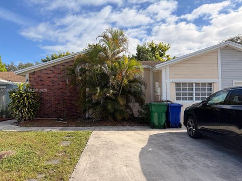 Photo of Miramar, FL 33025 (MLS # A11926102)