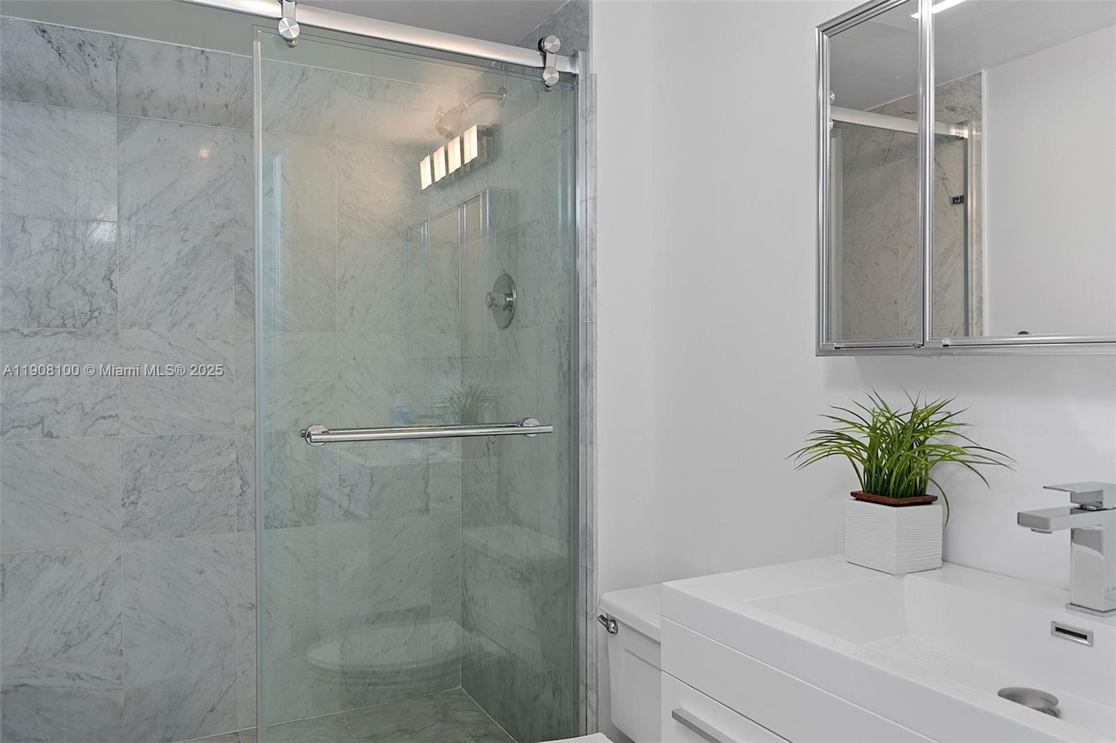 WATERVIEW CONDO - Residential Lease