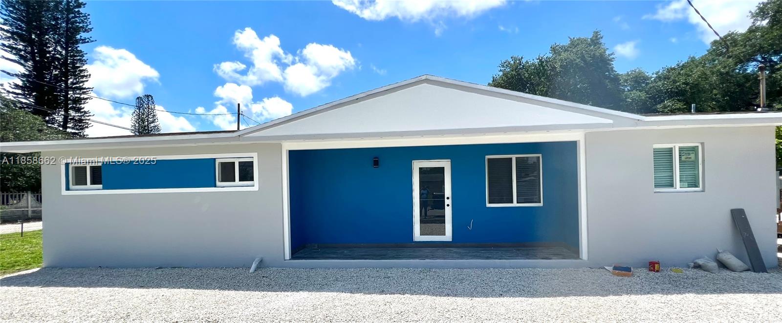 Lovely remodeled 3 bedroom and 2 bath home. The home has a fully fenced yard with plenty of parking. Located near the airport and Wynwood area. Tenant is responsible for all the utilities. Pets under 20 lbs.
