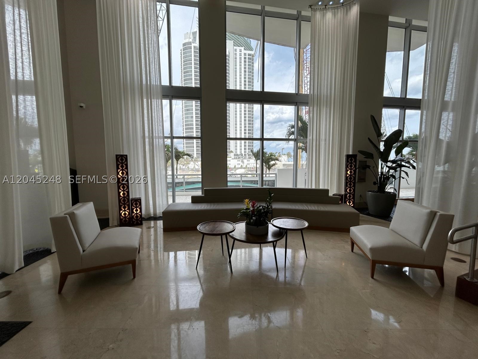 18683 Collins Ave 1706