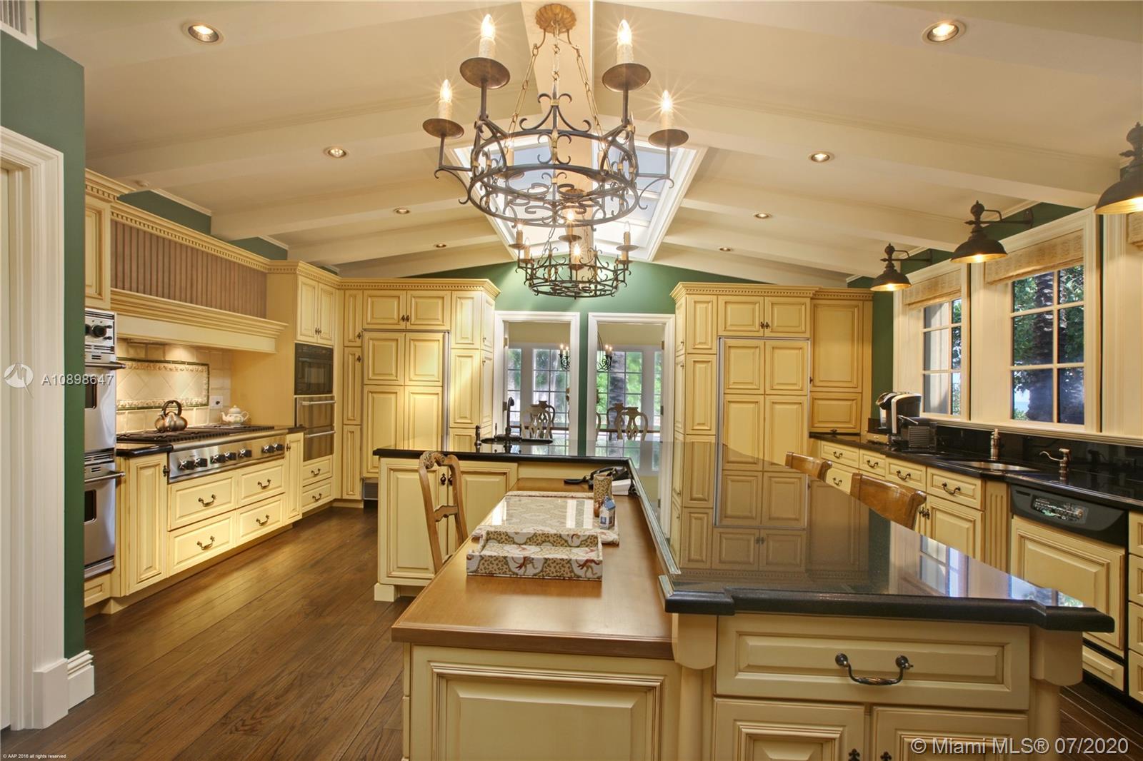 JUPITER ISLAND - Residential