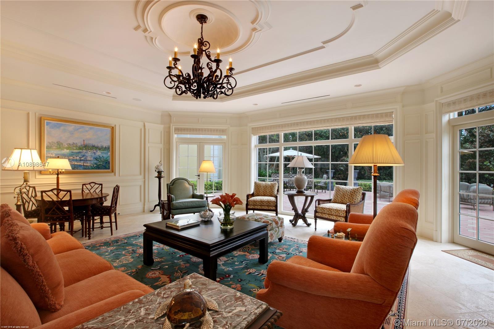 JUPITER ISLAND - Residential