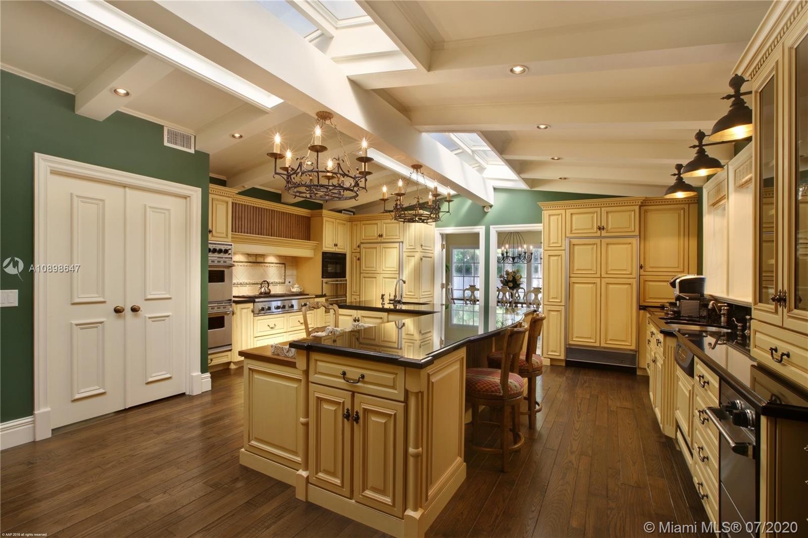 JUPITER ISLAND - Residential