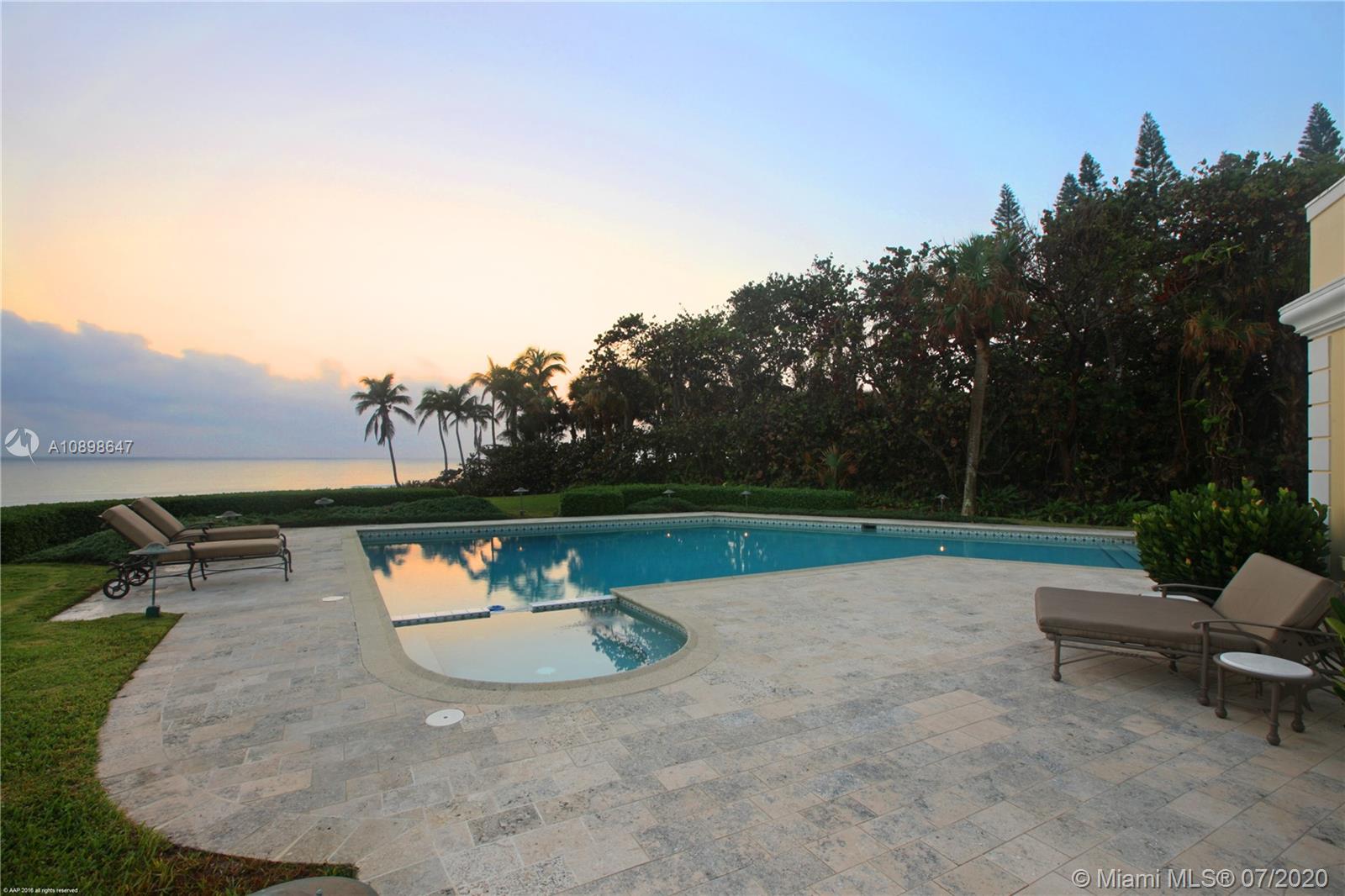 JUPITER ISLAND - Residential