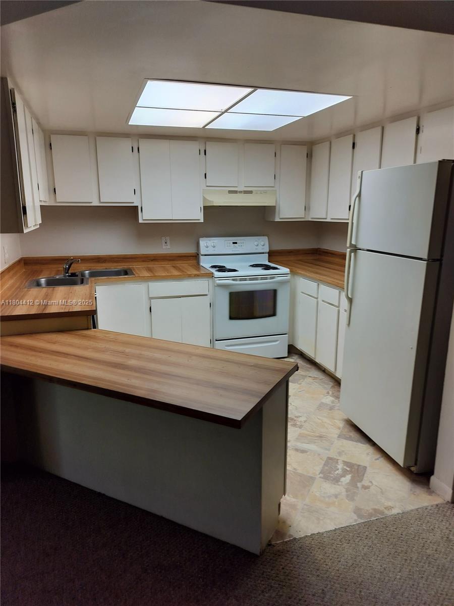 CHASEWOOD OF JUPITER - Residential Lease
