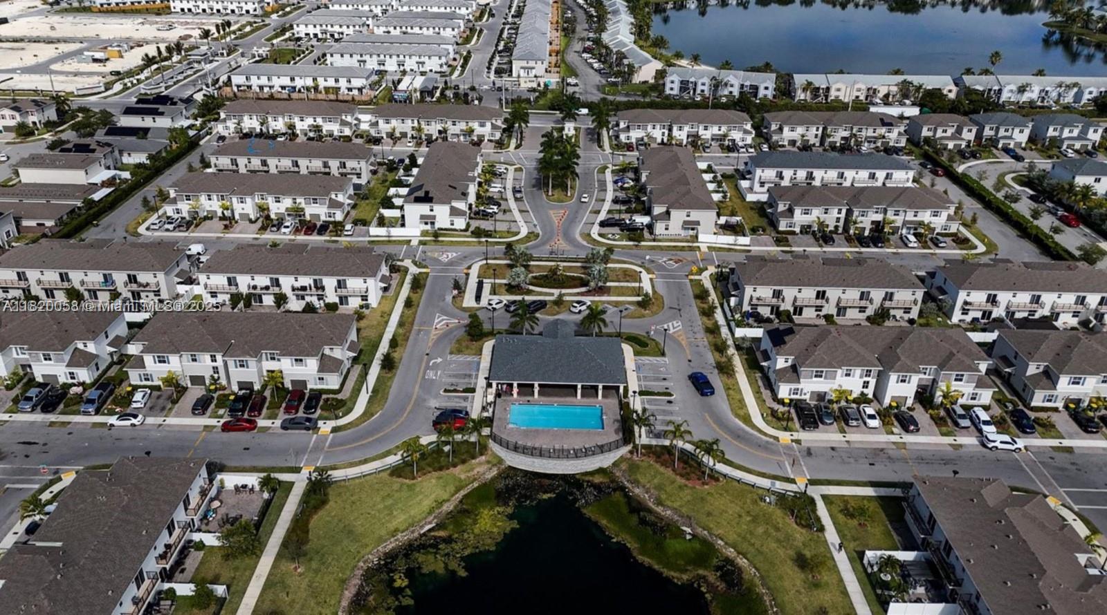 752 SE 17th St, Homestead, FL, 33034/$415,000 3 752 SE 17th St