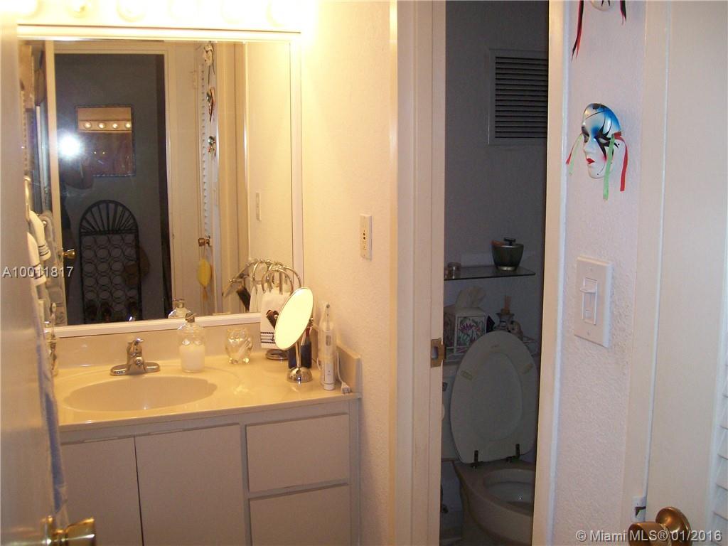 TRITON TOWER CONDO - Residential Lease