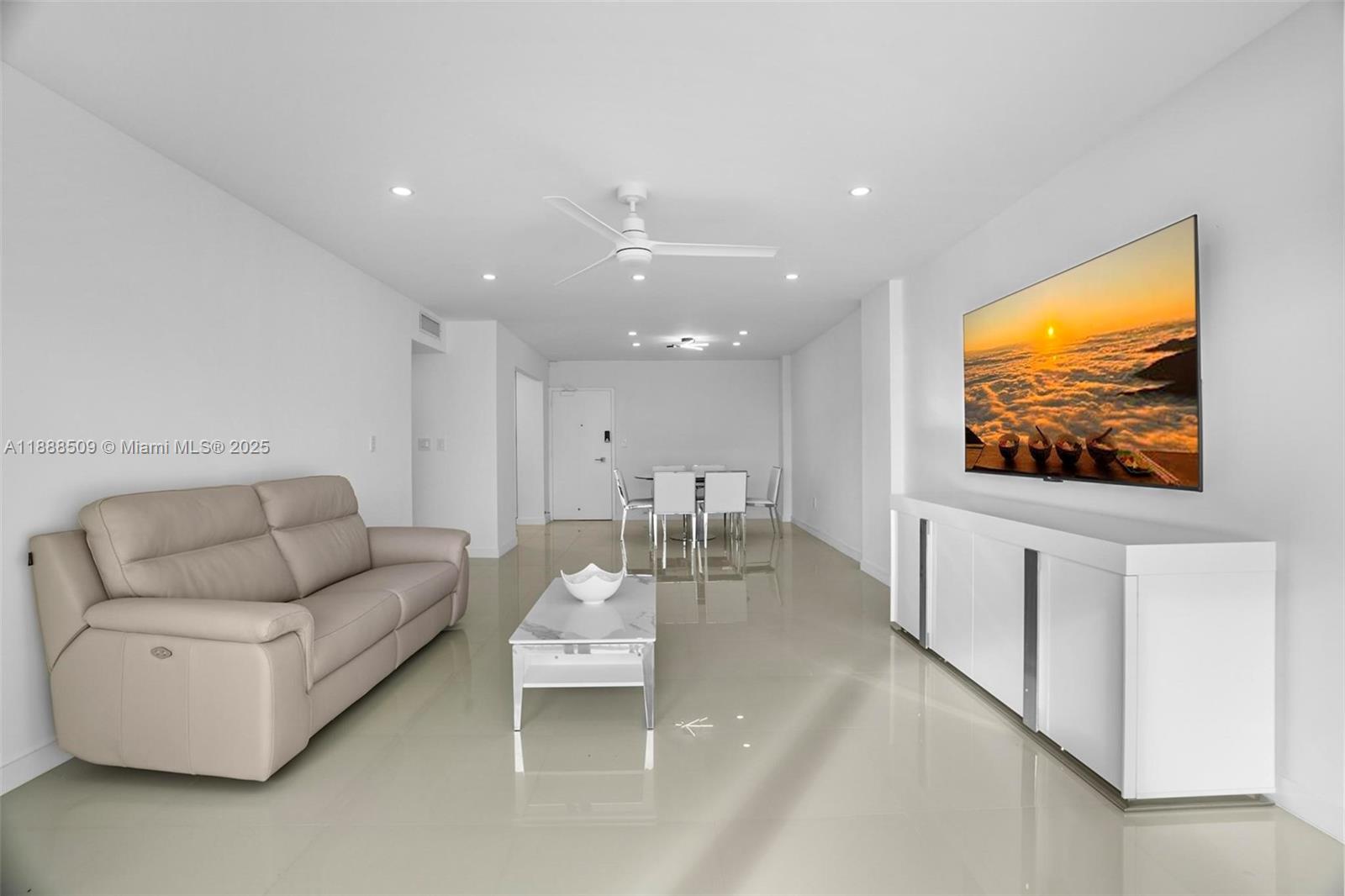 ARLEN HOUSE CONDO - Residential