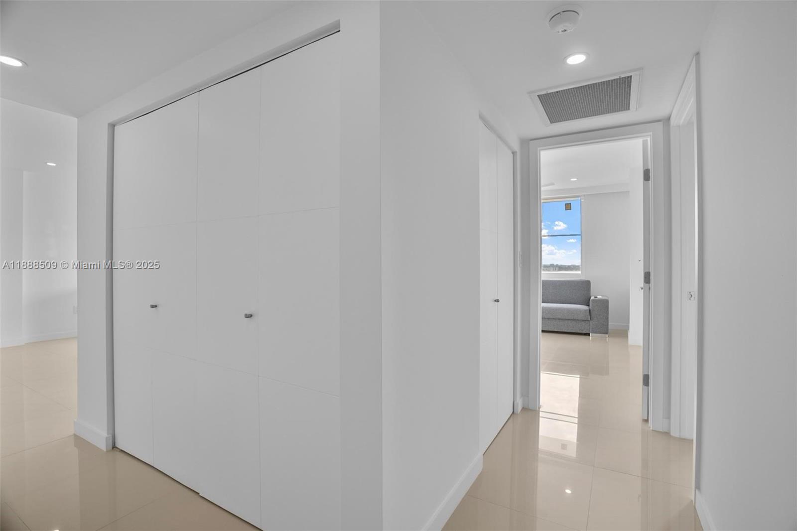 ARLEN HOUSE CONDO - Residential