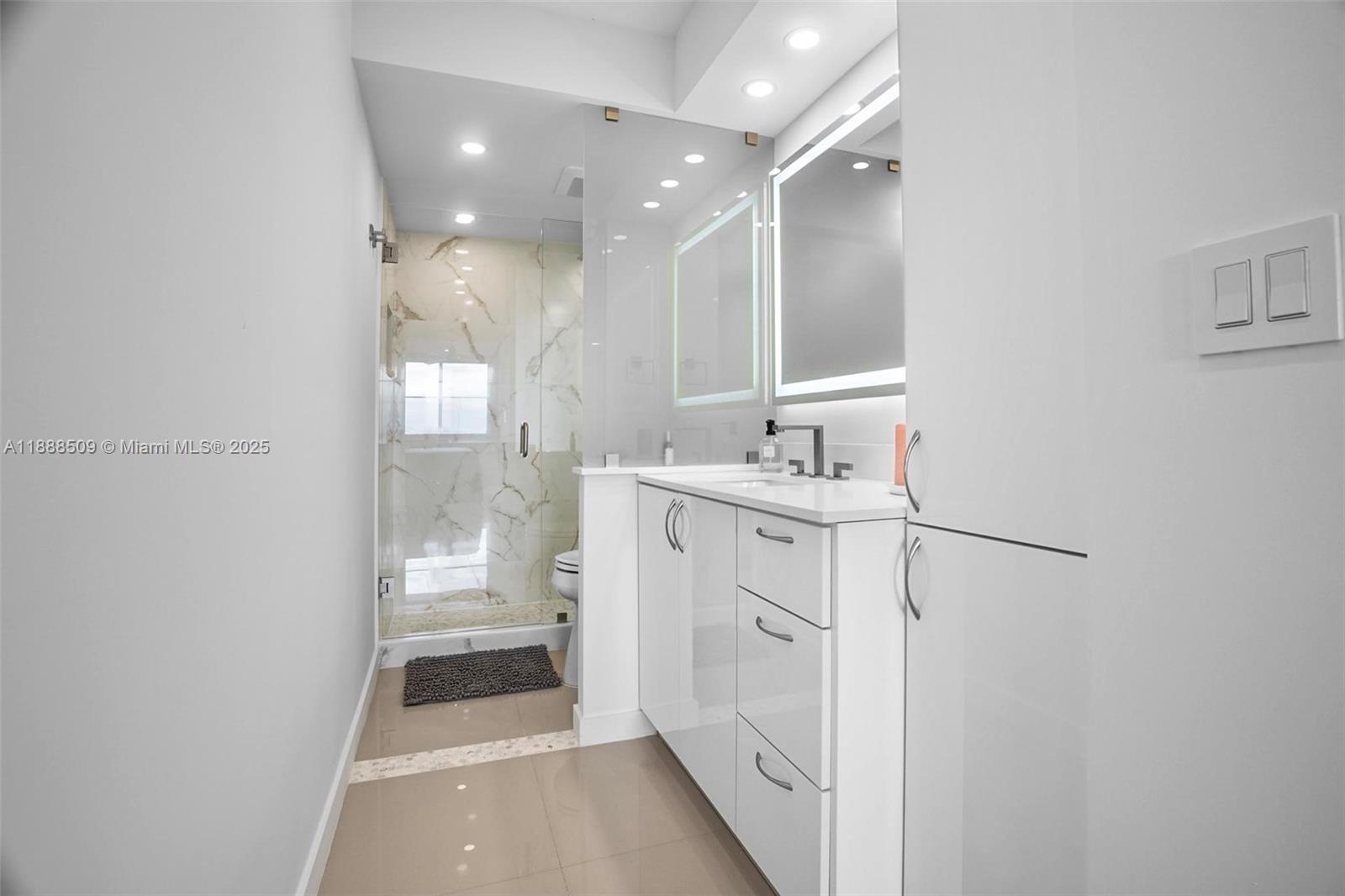 ARLEN HOUSE CONDO - Residential