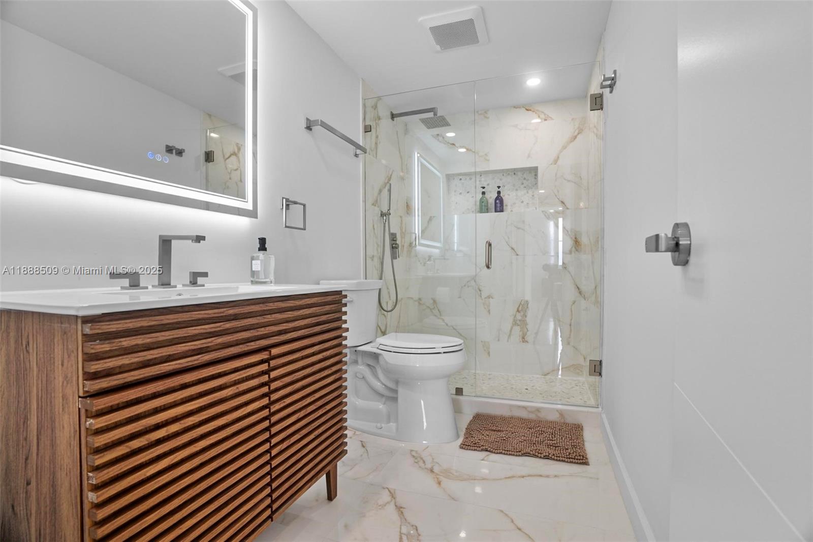 ARLEN HOUSE CONDO - Residential