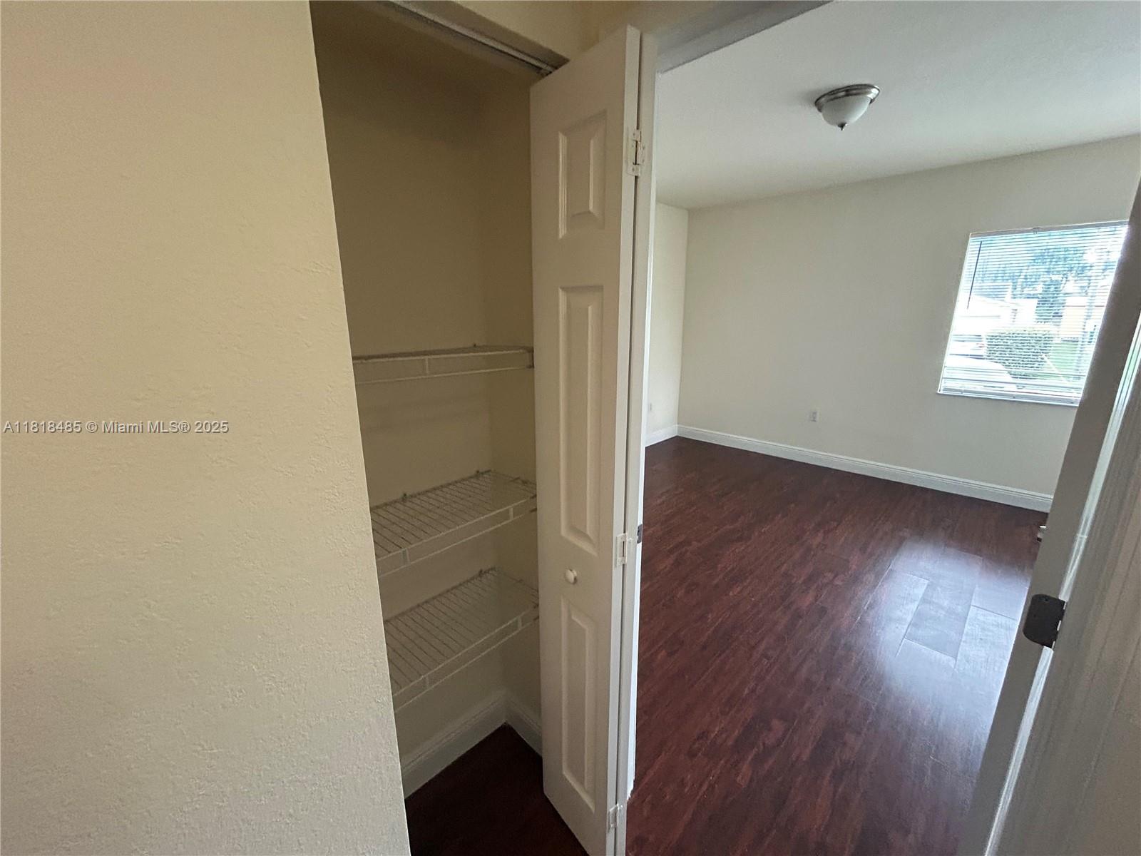 FAIRGREEN R/S - Residential Lease
