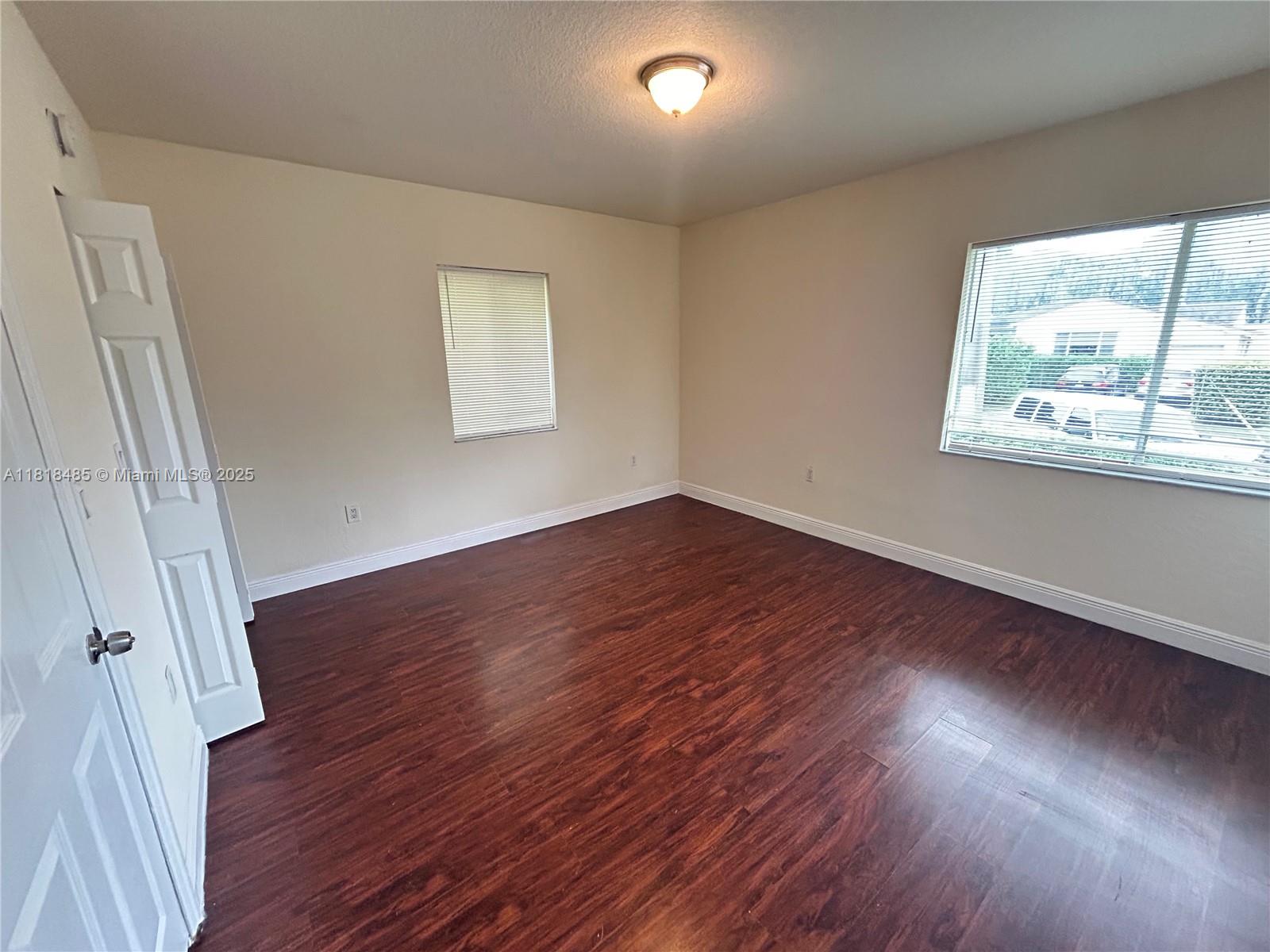 FAIRGREEN R/S - Residential Lease