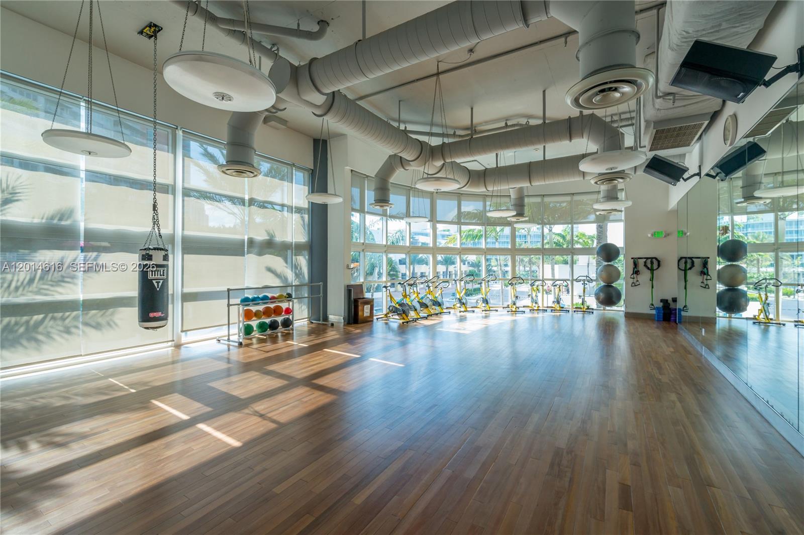 CONTINUUM ON SOUTH BEACH - Residential Lease