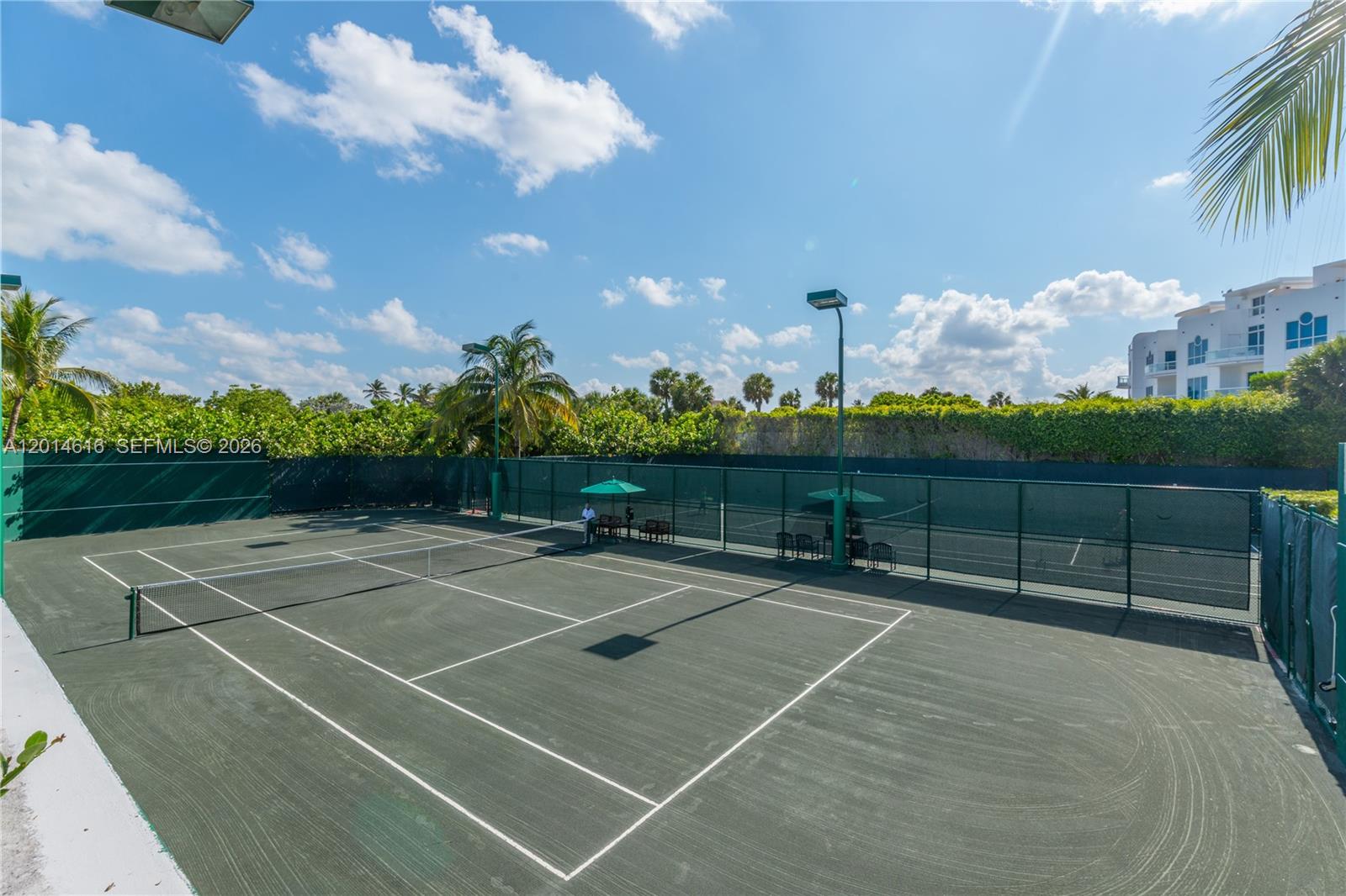 CONTINUUM ON SOUTH BEACH - Residential Lease