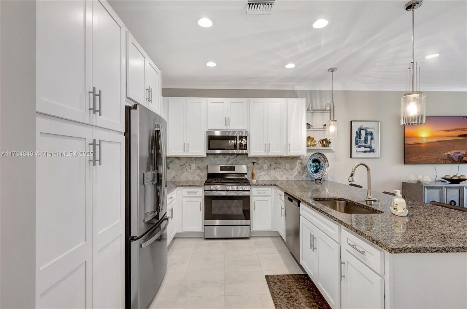 13597 SW Oceanus Blvd, Port St. Lucie, FL, 34987/$479,000 3 13597 SW Oceanus Blvd