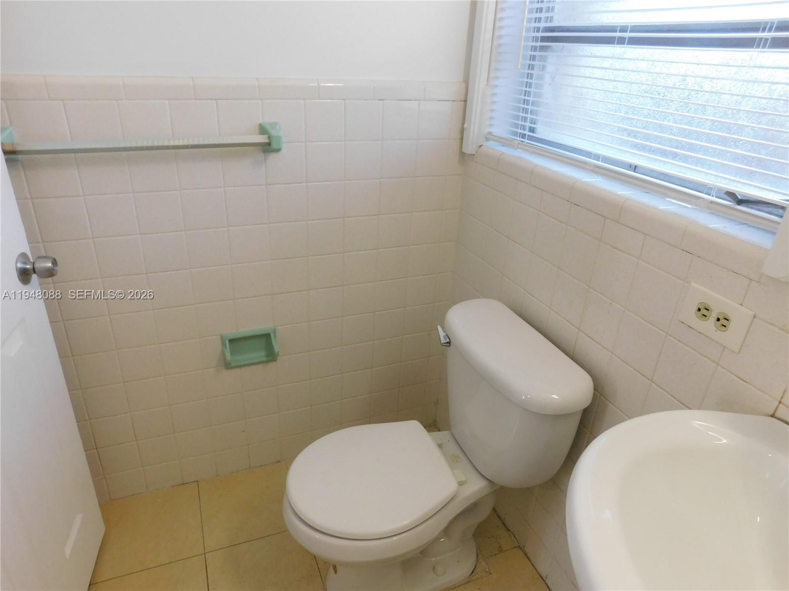 CORAL RIDGE ISLES - Residential Income