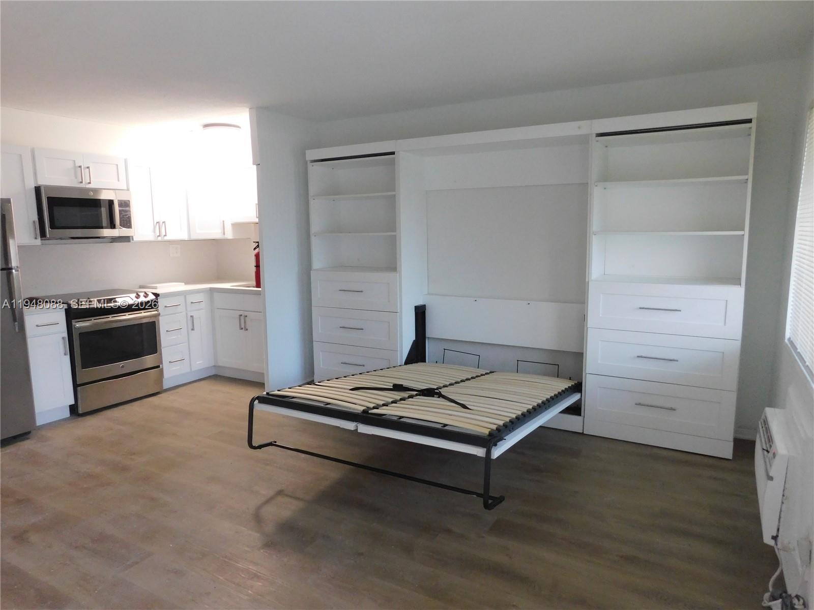 CORAL RIDGE ISLES - Residential Income