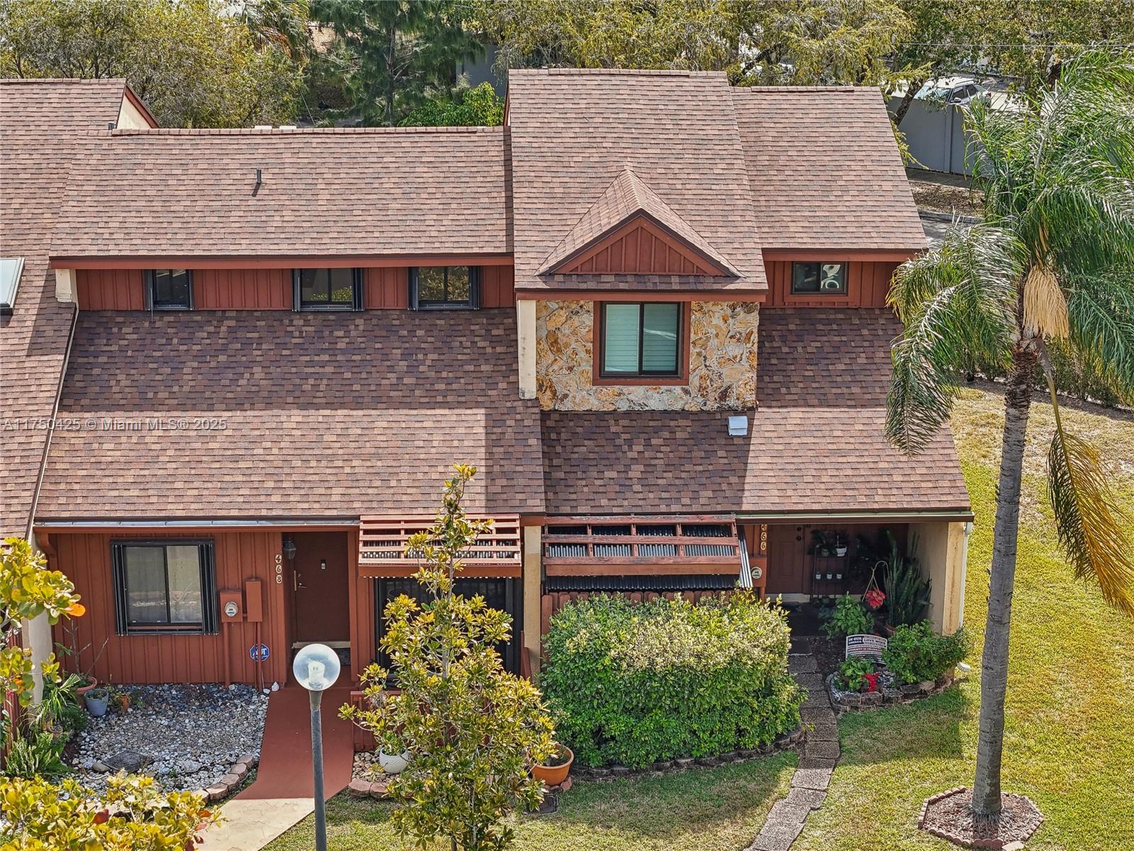 468 SE 14th St
