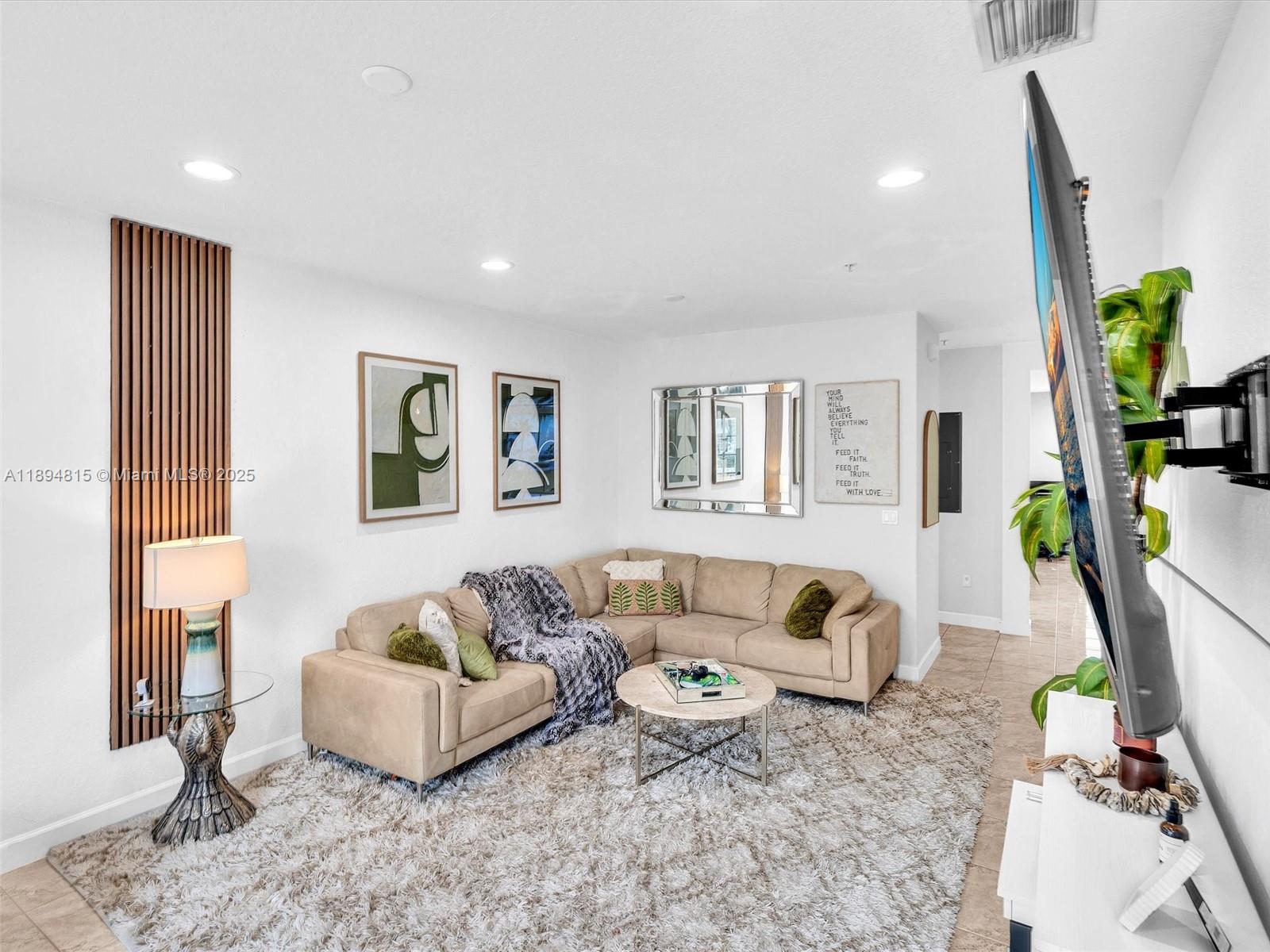 COBBLESTONE CONDO - Residential Lease