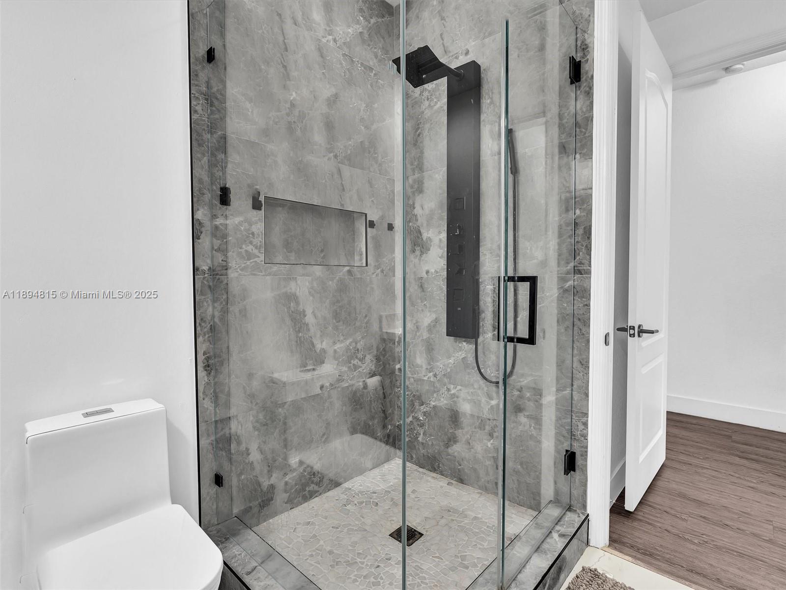 COBBLESTONE CONDO - Residential Lease