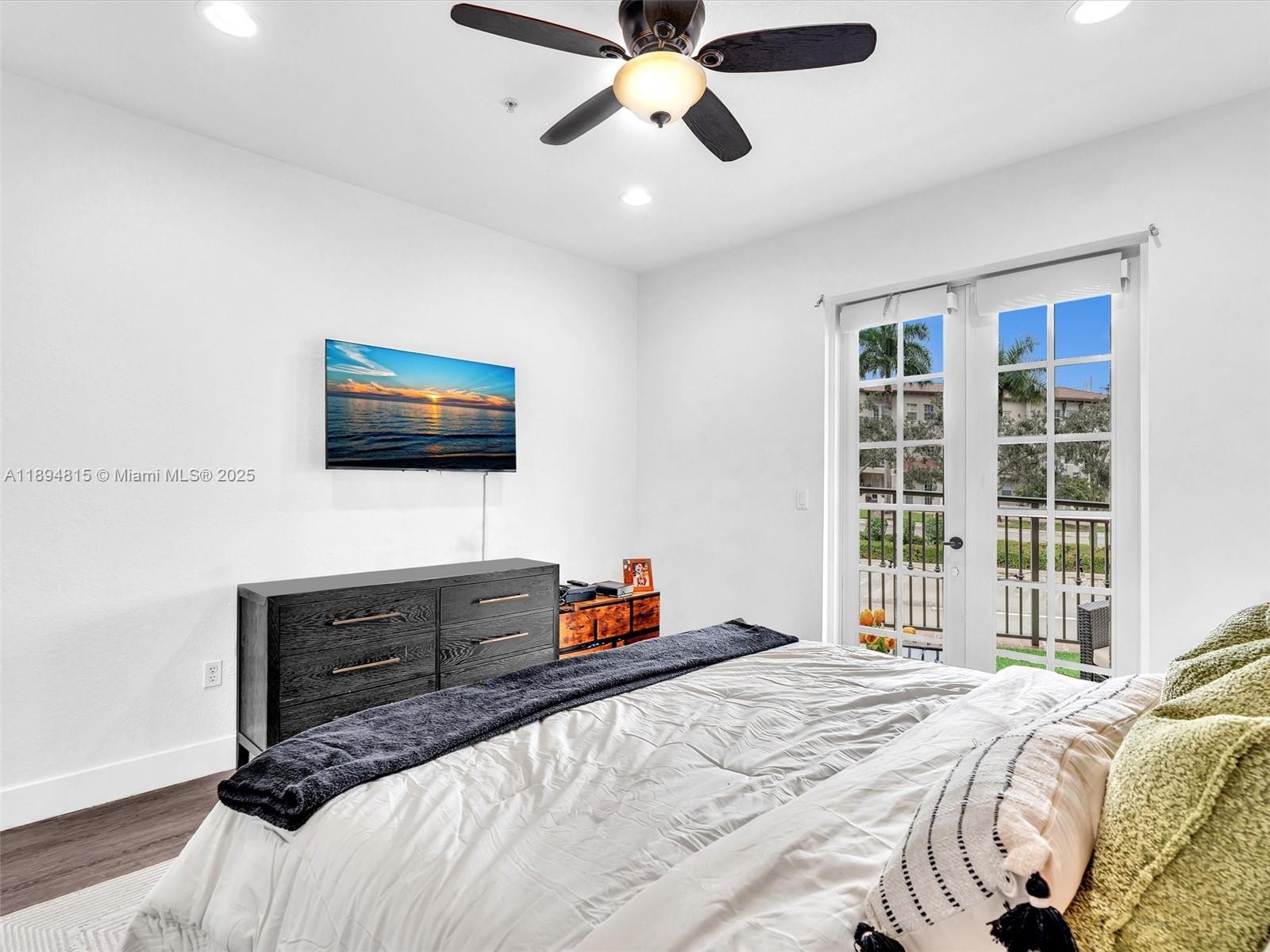 COBBLESTONE CONDO - Residential Lease