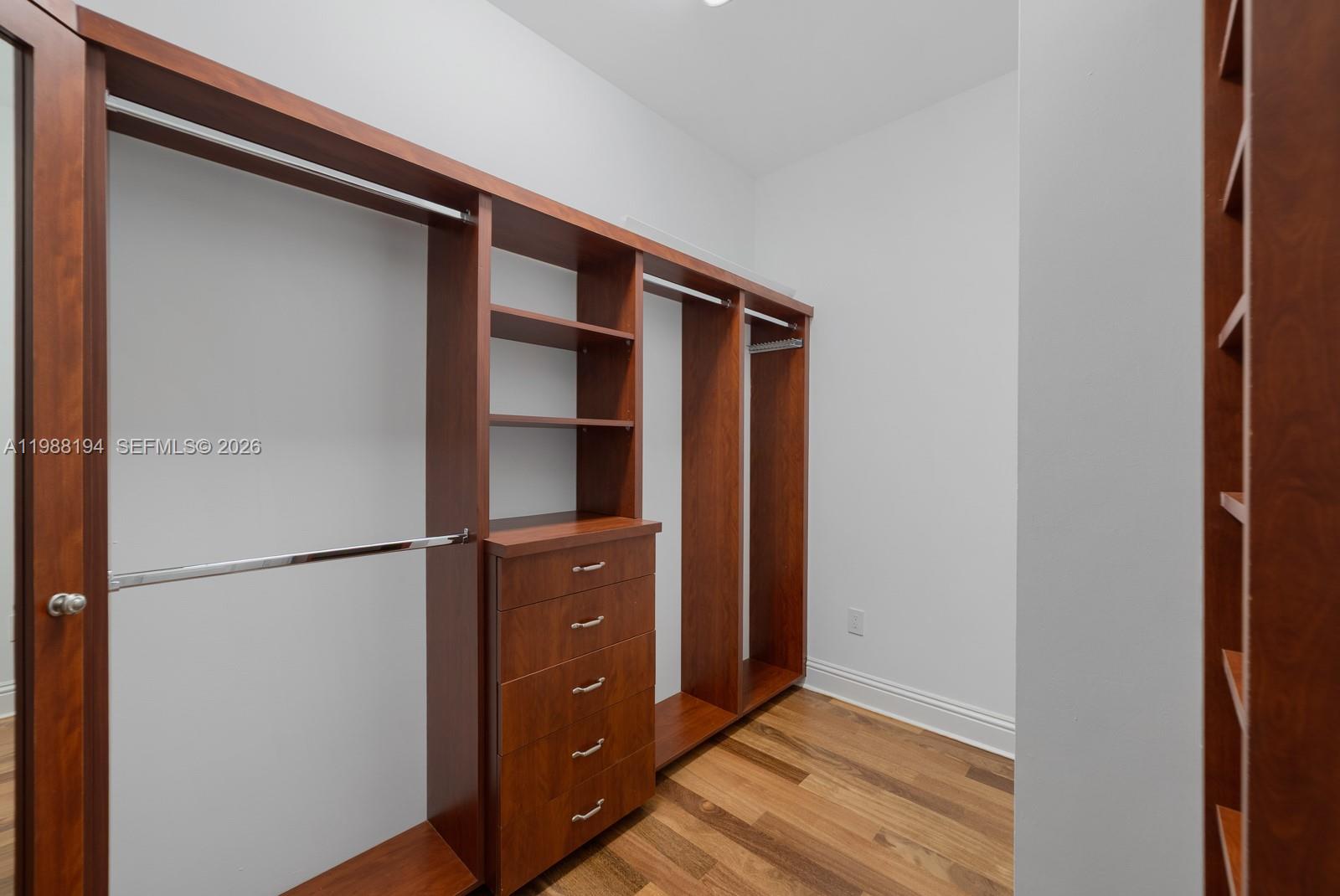 BAY RIDGE ESTS - Residential