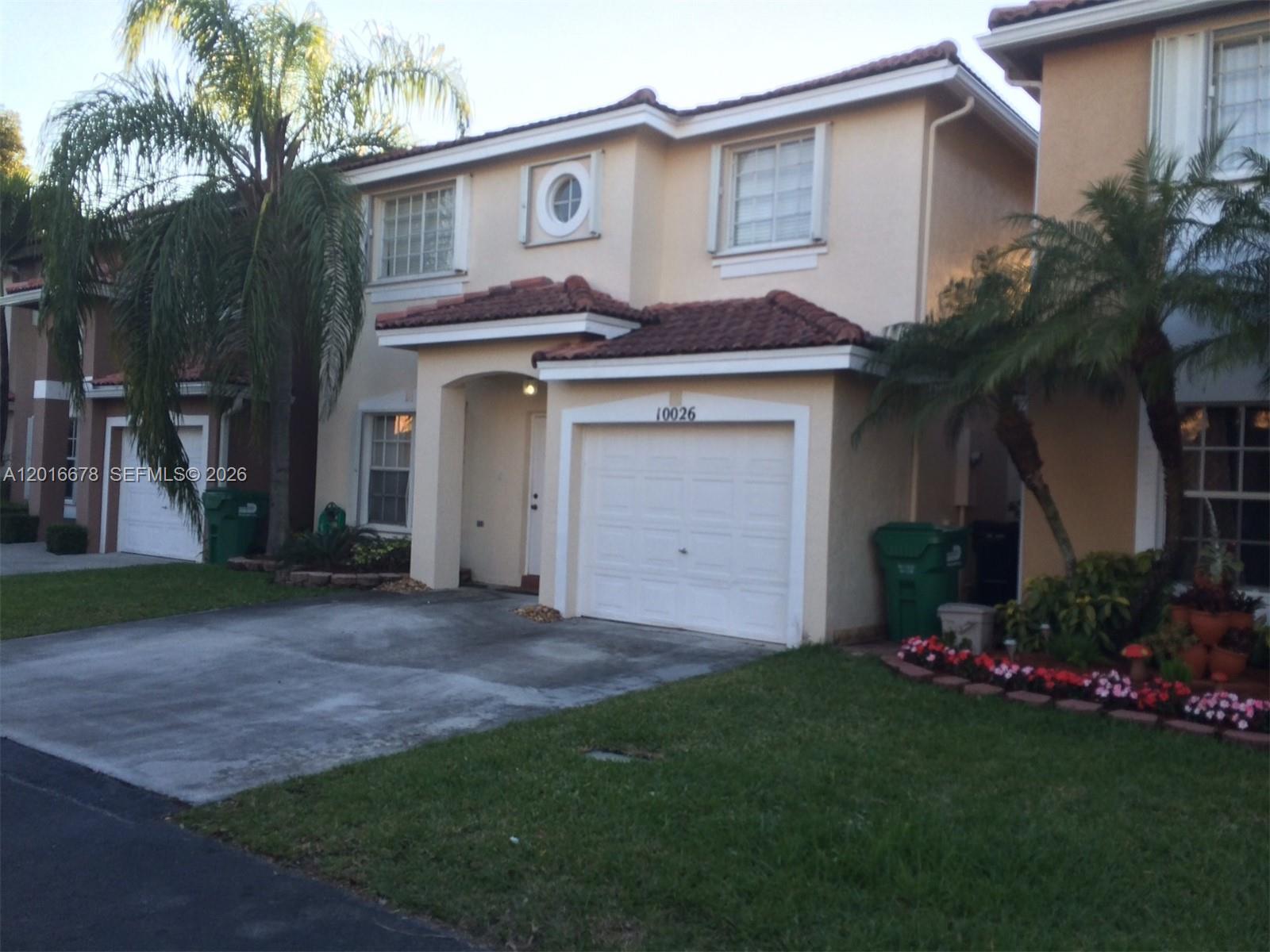 FOREST LAKES GARDENS SEC - Residential Lease