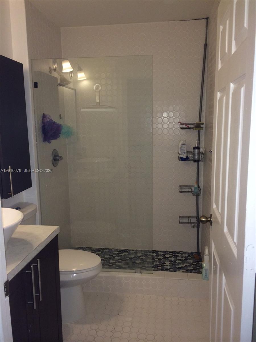 FOREST LAKES GARDENS SEC - Residential Lease
