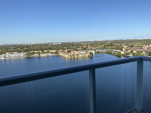 BUCKLEY TOWERS CONDO - EA - Residential Lease