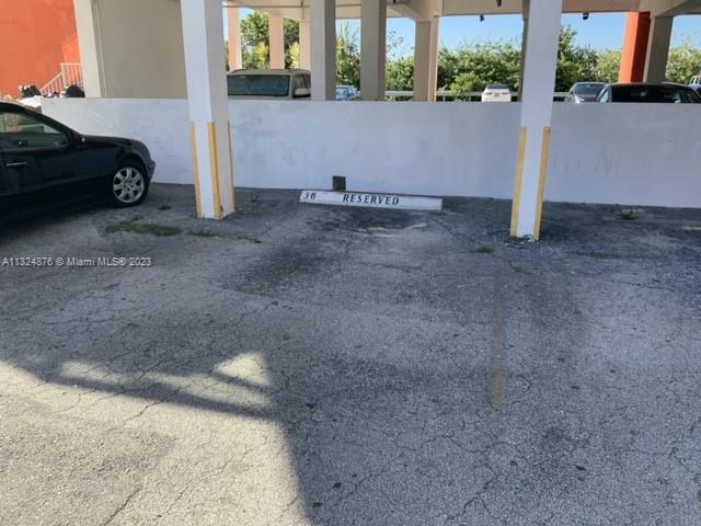 BUCKLEY TOWERS CONDO - EA - Residential Lease