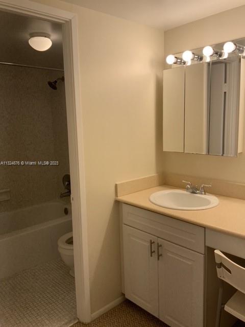 BUCKLEY TOWERS CONDO - EA - Residential Lease