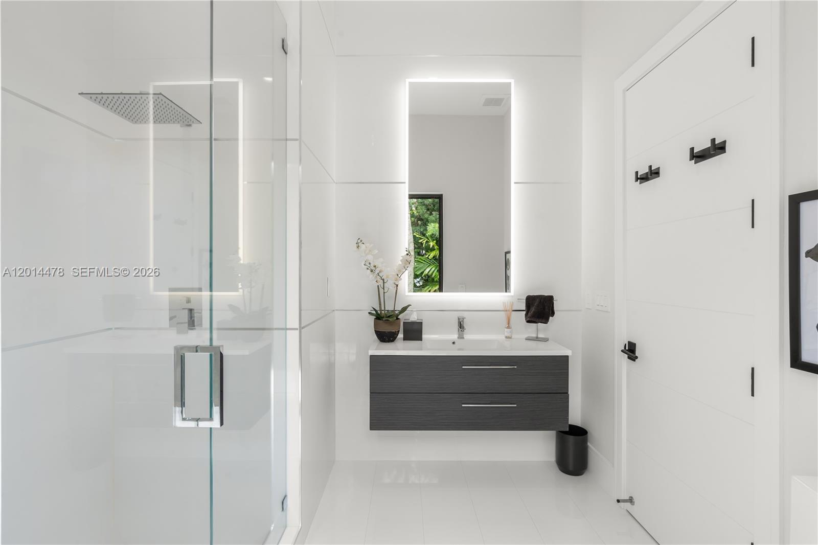 BOCA HARBOUR 5TH SEC - Residential