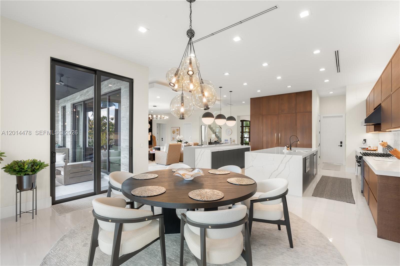 BOCA HARBOUR 5TH SEC - Residential